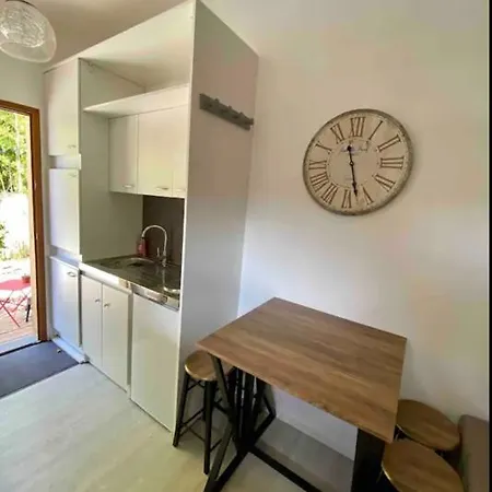 Moderne En Camargue * Villetelle